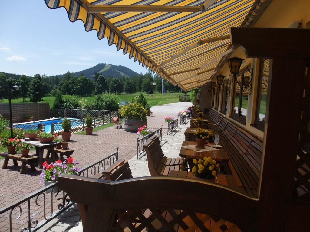 Ferienhotel Knollhof Ramsau am Dachstein Exterior photo