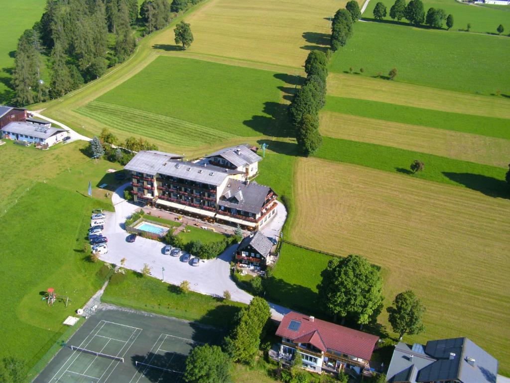 Ferienhotel Knollhof Ramsau am Dachstein Exterior photo